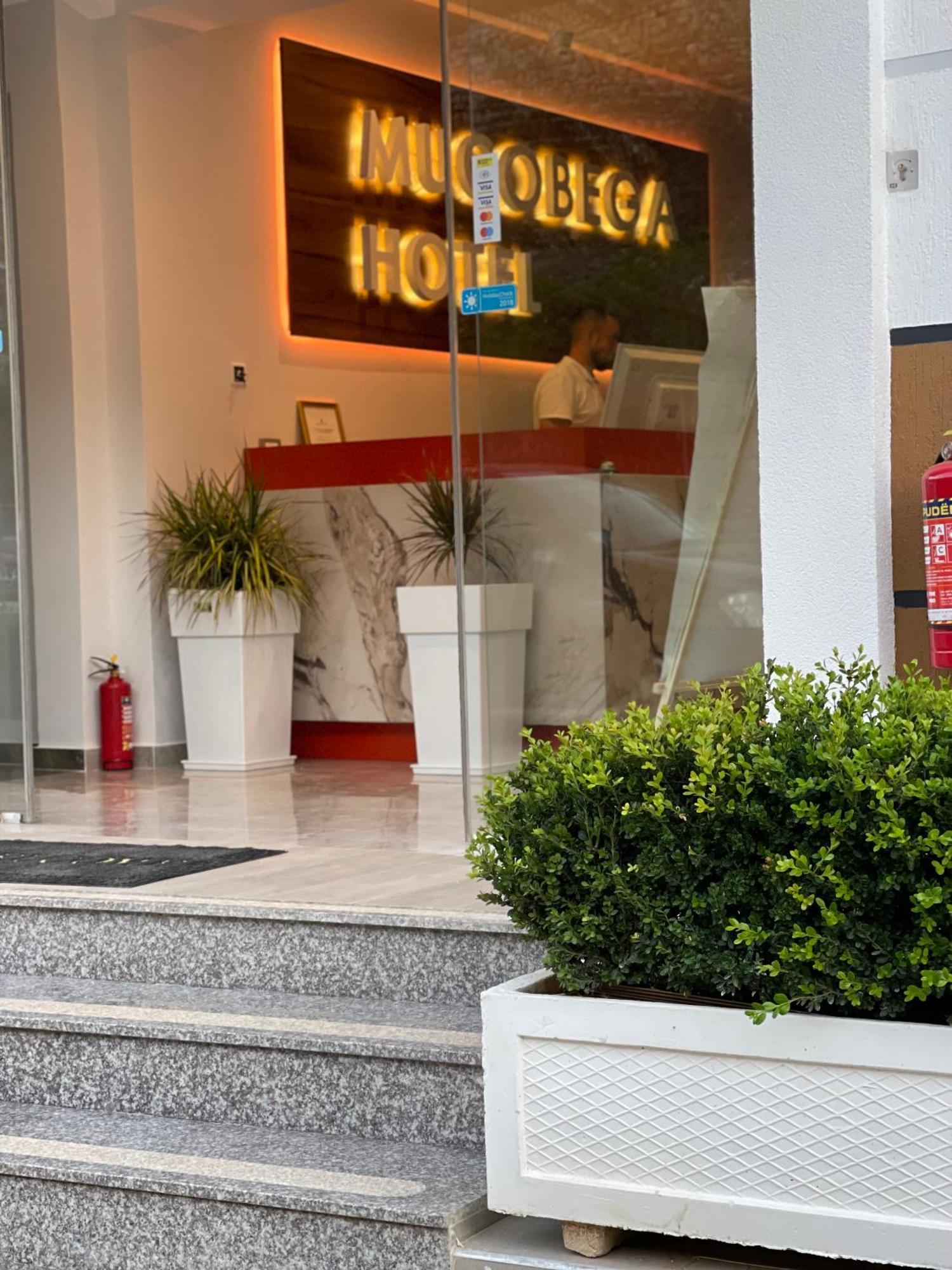 Mucobega Hotel 2 Sarandë Buitenkant foto