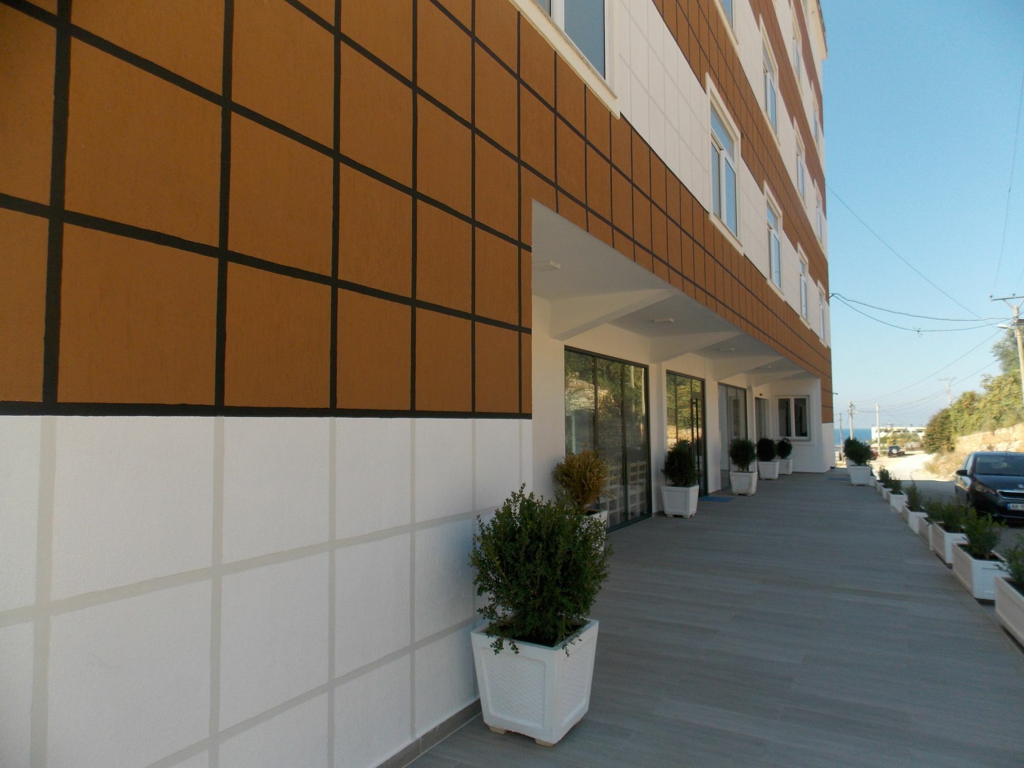 Mucobega Hotel 2 Sarandë Buitenkant foto
