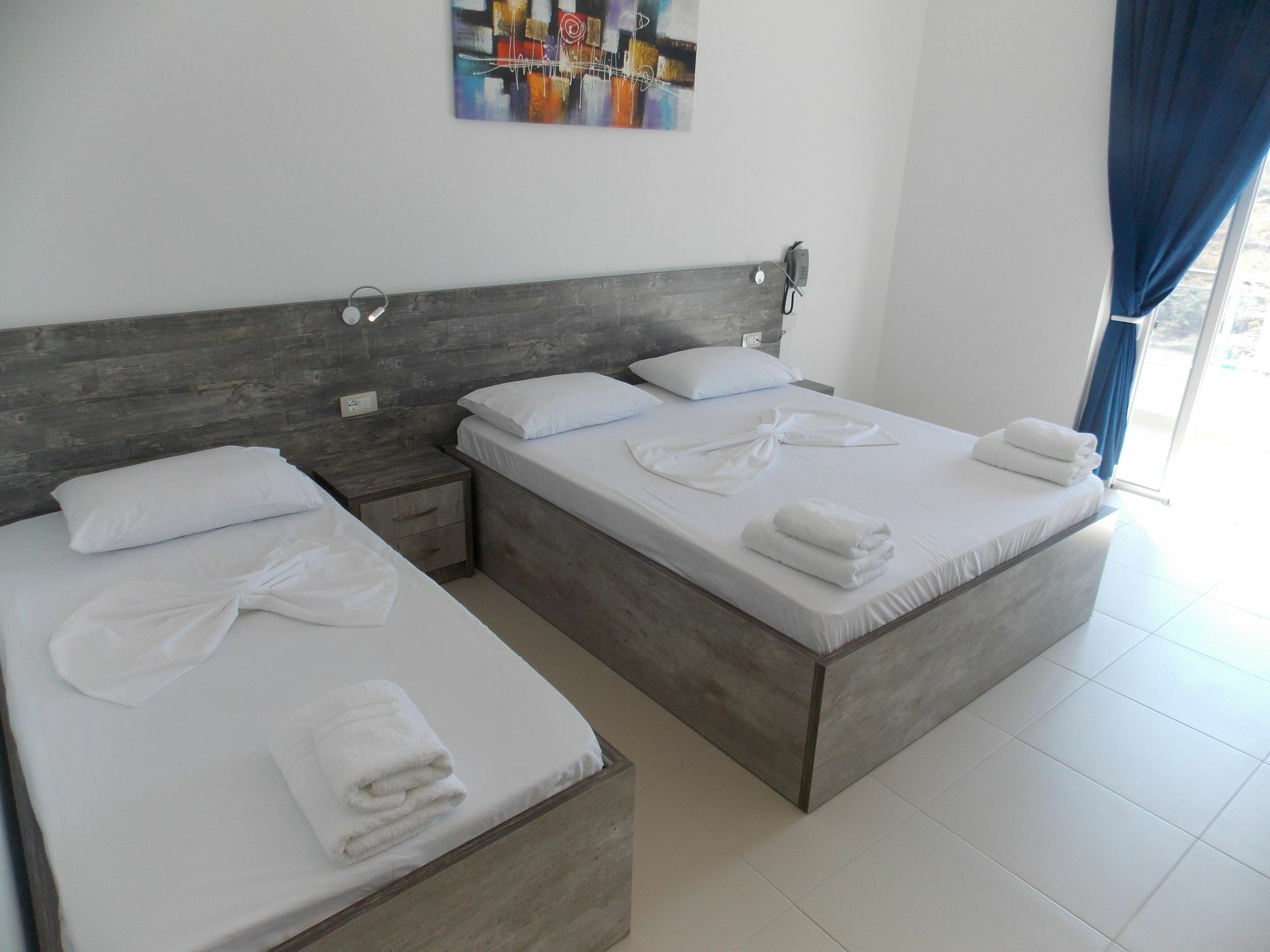 Mucobega Hotel 2 Sarandë Buitenkant foto